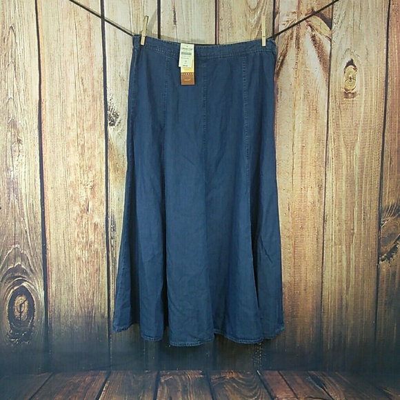 Coldwater Creek Dresses & Skirts - NWT Coldwater Creek denim tencel boot skirt